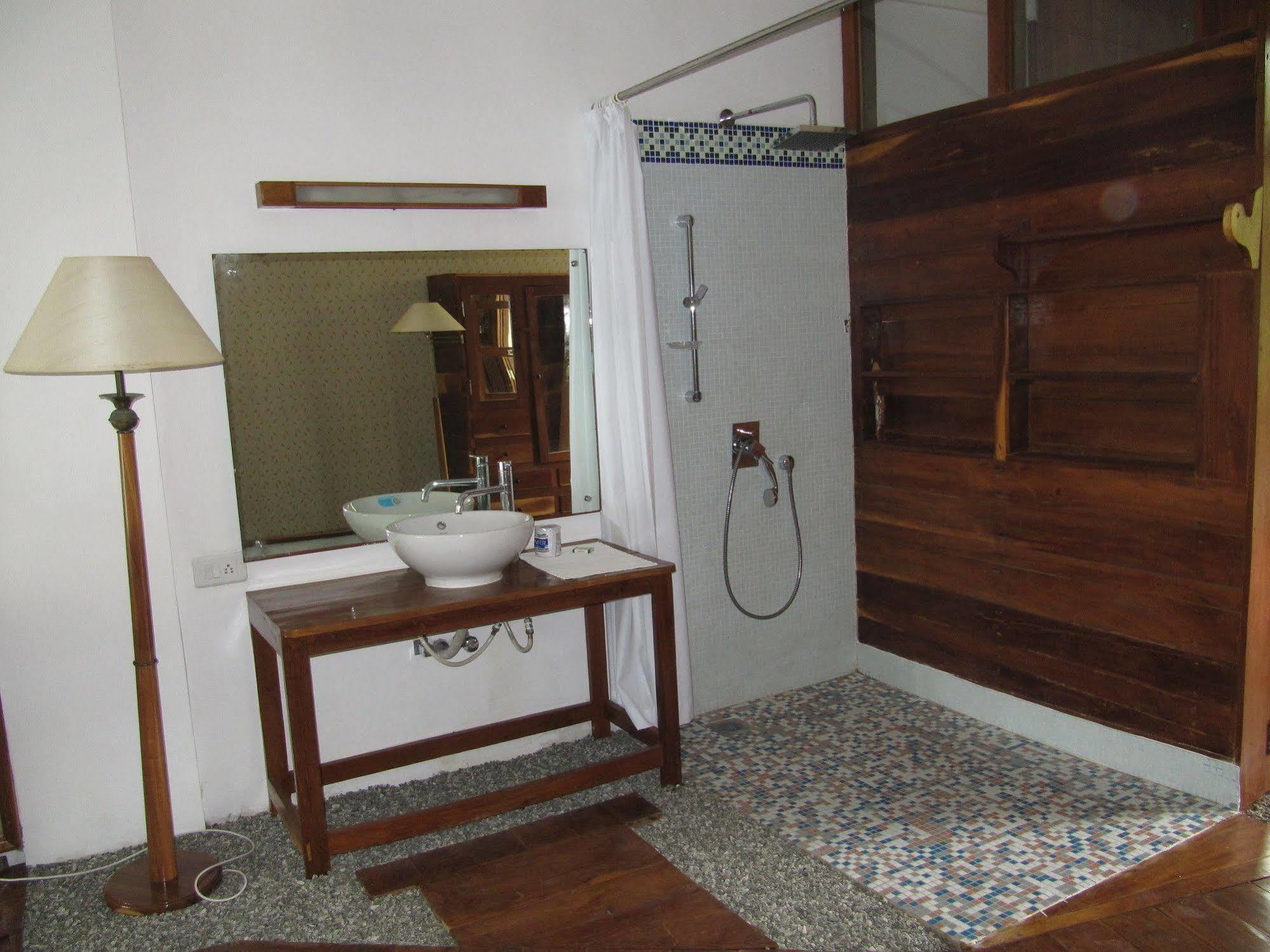 The Eco Hotel Varkala Buitenkant foto