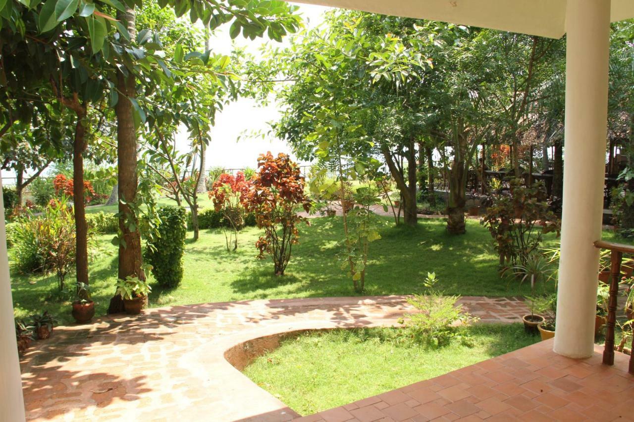 The Eco Hotel Varkala Buitenkant foto